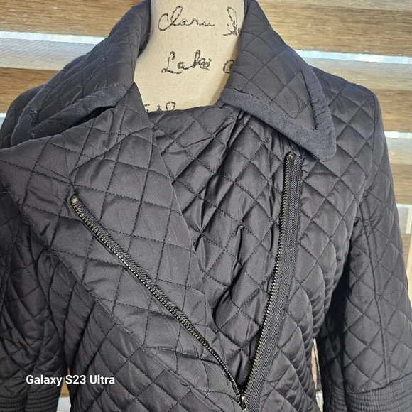 DKNY Women’s Asymmetrical Black Jacket. Size S - Picture 10 of 16